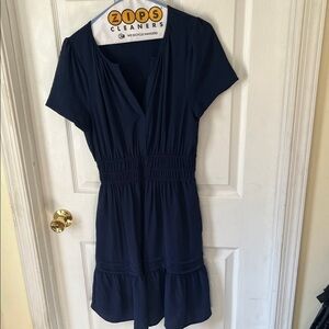 Casual Navy Short-Sleeve V-Neck Mini Dress